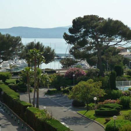 Appartementfrontdemersaintraphaelsantalucia Saint-Raphael (Var) Exterior foto